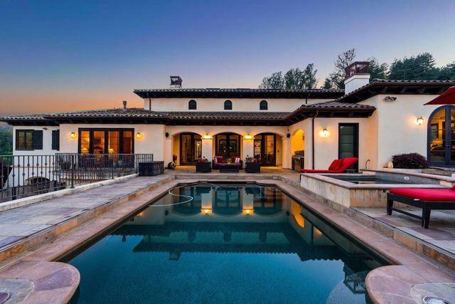 220 Falcon Hill, Santa Cruz, CA 95065