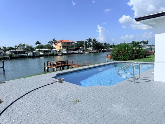 720 CAPRI BOULEVARD, St Petersburg, FL 33706