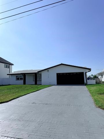 720 CAPRI BOULEVARD, St Petersburg, FL 33706