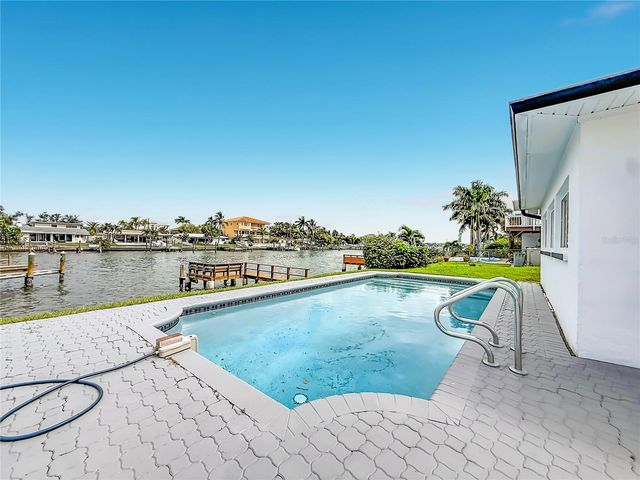 720 CAPRI BOULEVARD, St Petersburg, FL 33706