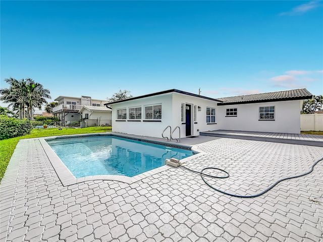 720 CAPRI BOULEVARD, St Petersburg, FL 33706