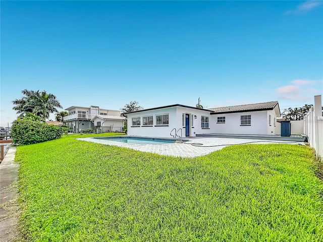 720 CAPRI BOULEVARD, St Petersburg, FL 33706