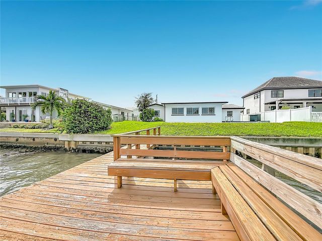 720 CAPRI BOULEVARD, St Petersburg, FL 33706