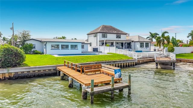 720 CAPRI BOULEVARD, St Petersburg, FL 33706