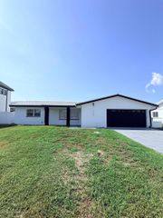 720 CAPRI BOULEVARD, St Petersburg, FL 33706