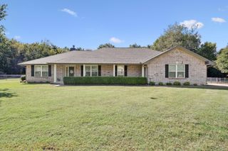 822 Chatsworth Drive, Grove, OK 74344