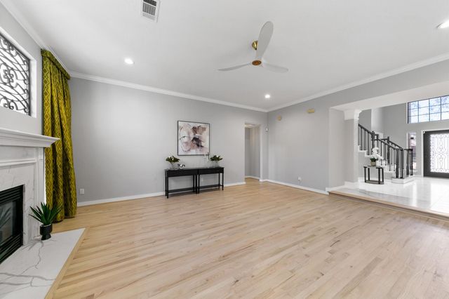 1931 Timber Creek Drive, Missouri City, TX 77459