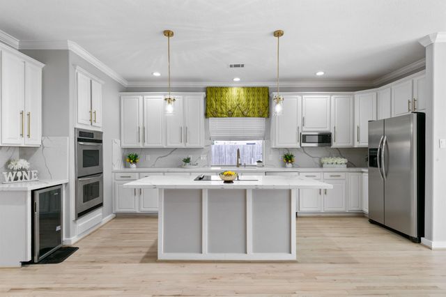 1931 Timber Creek Drive, Missouri City, TX 77459