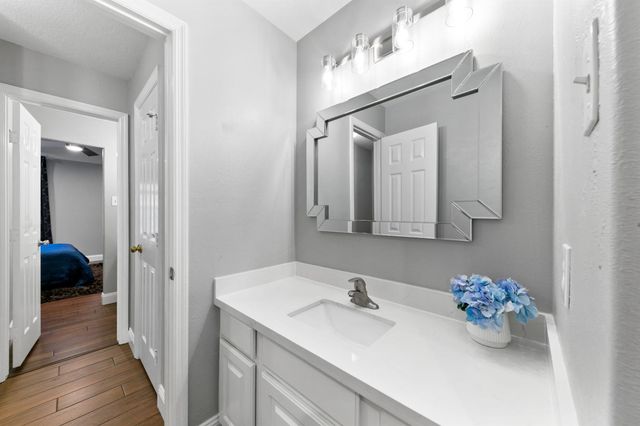 1931 Timber Creek Drive, Missouri City, TX 77459