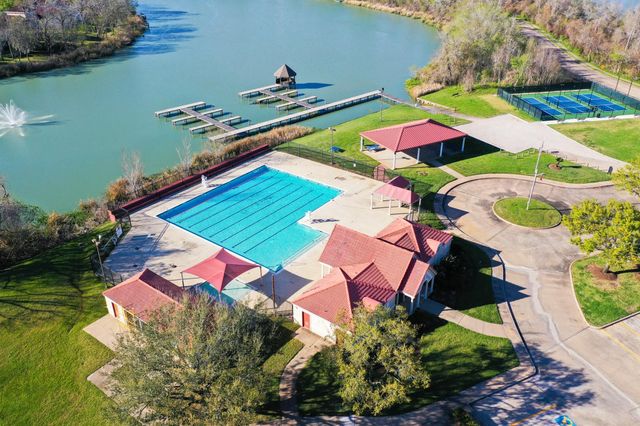 1931 Timber Creek Drive, Missouri City, TX 77459