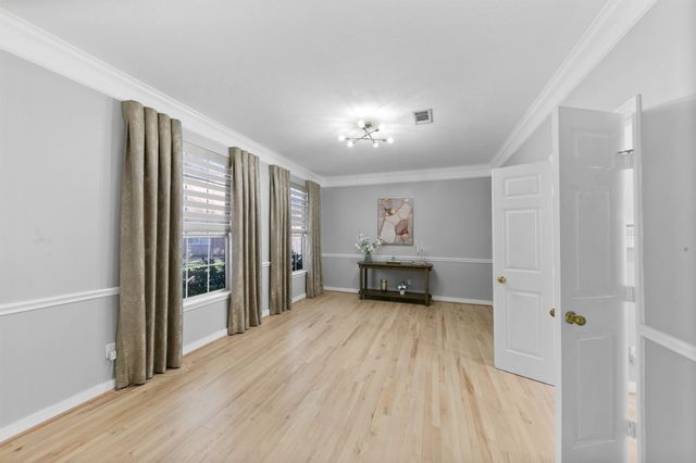 1931 Timber Creek Drive, Missouri City, TX 77459