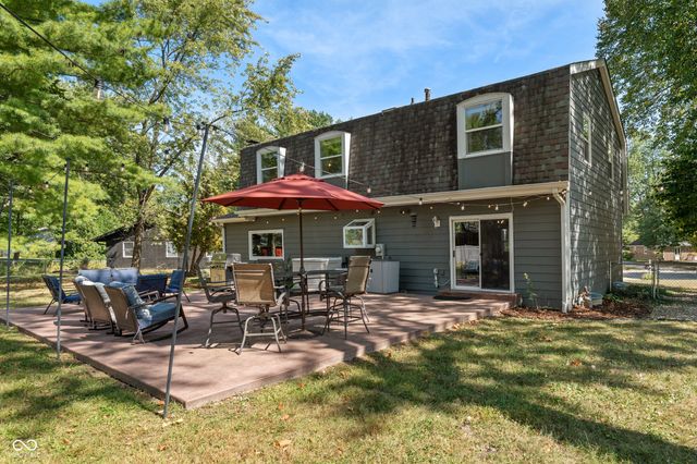 8250 Shadow Circle, Indianapolis, IN 46260