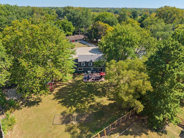 8250 Shadow Circle, Indianapolis, IN 46260