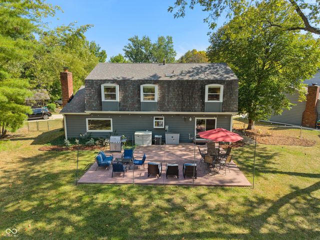 8250 Shadow Circle, Indianapolis, IN 46260