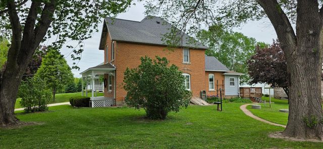 N17088 E Orchard Lane, Galesville, WI 54630