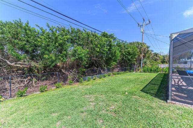 2009 SW 36th Ter, Cape Coral, FL 33914