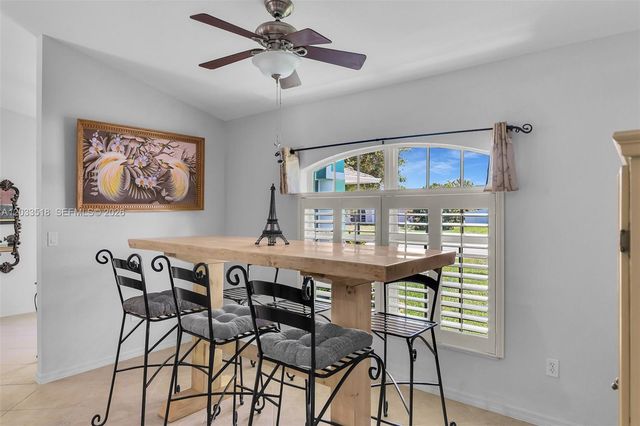 2009 SW 36th Ter, Cape Coral, FL 33914