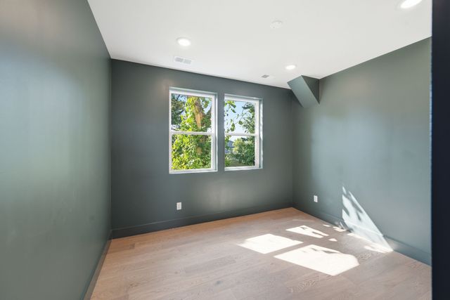 3206 Lincoln Ave, Nashville, TN 37218