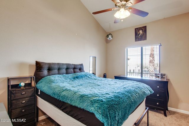 8271 N Oracle Rd Apt 252, Tucson, AZ 85704