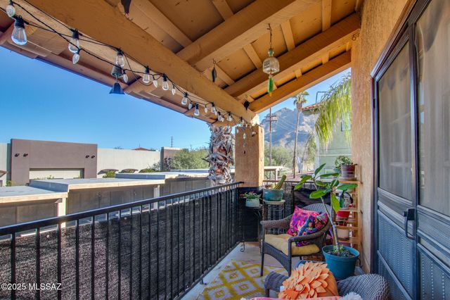 8271 N Oracle Rd Apt 252, Tucson, AZ 85704