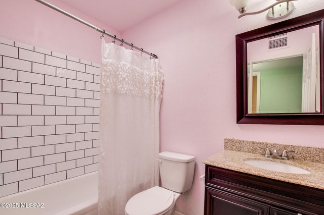 8271 N Oracle Rd Apt 252, Tucson, AZ 85704