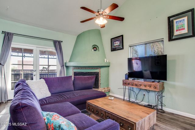 8271 N Oracle Rd Apt 252, Tucson, AZ 85704