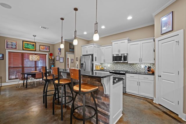 2117 Ingleside Drive, Sherwood, AR 72120