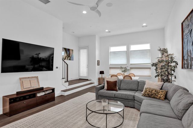 3816 Roseland Avenue C300, Dallas, TX 75204