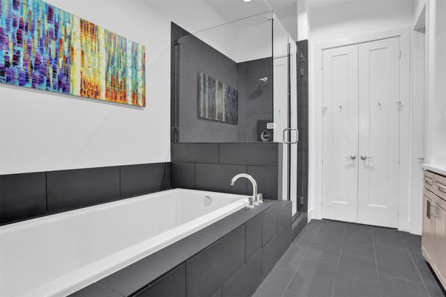 3816 Roseland Avenue C300, Dallas, TX 75204