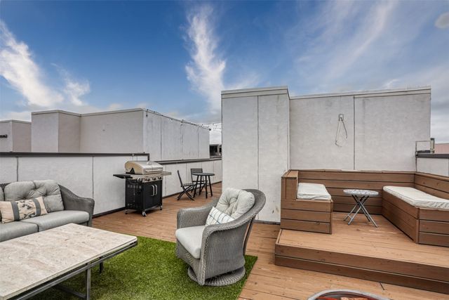 3816 Roseland Avenue C300, Dallas, TX 75204