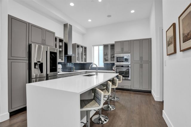 3816 Roseland Avenue C300, Dallas, TX 75204