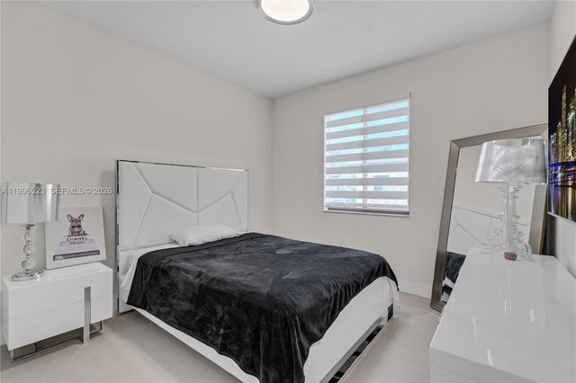 4608 NW 83rd Pkwy 0, Doral, FL 33166