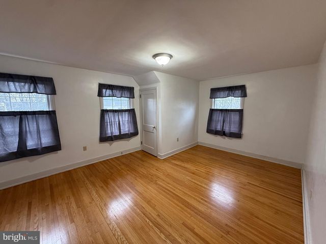 411 N 4TH ST, Lemoyne, PA 17043