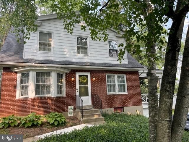 411 N 4TH ST, Lemoyne, PA 17043