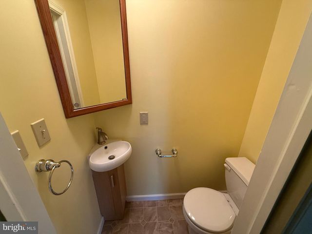 411 N 4TH ST, Lemoyne, PA 17043