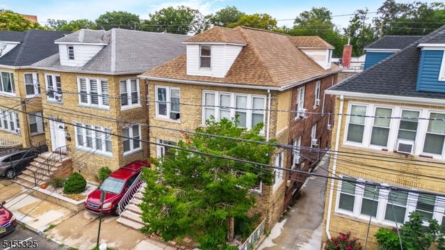 8312 1St Ave, North Bergen Twp., NJ 07047