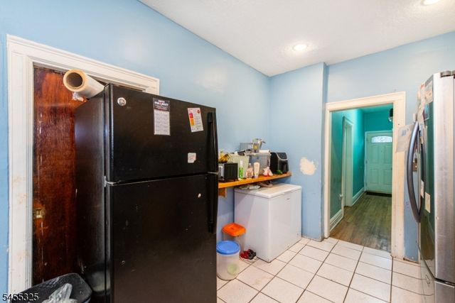 8312 1St Ave, North Bergen Twp., NJ 07047