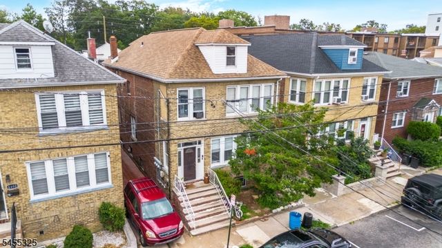 8312 1St Ave, North Bergen Twp., NJ 07047
