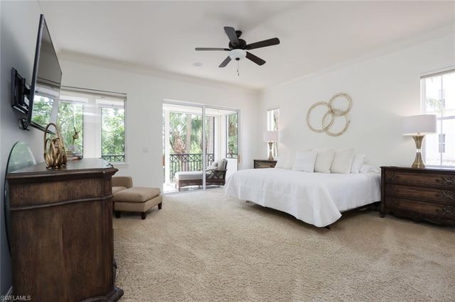 2868 Tiburon BLVD E 102, Naples, FL 34109