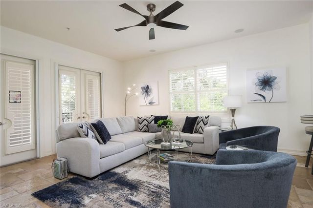 2868 Tiburon BLVD E 102, Naples, FL 34109