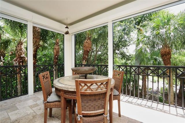 2868 Tiburon BLVD E 102, Naples, FL 34109