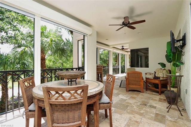 2868 Tiburon BLVD E 102, Naples, FL 34109