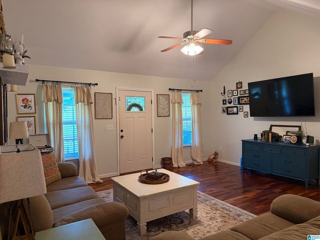 102 WET CAT ROAD, Hayden, AL 35079