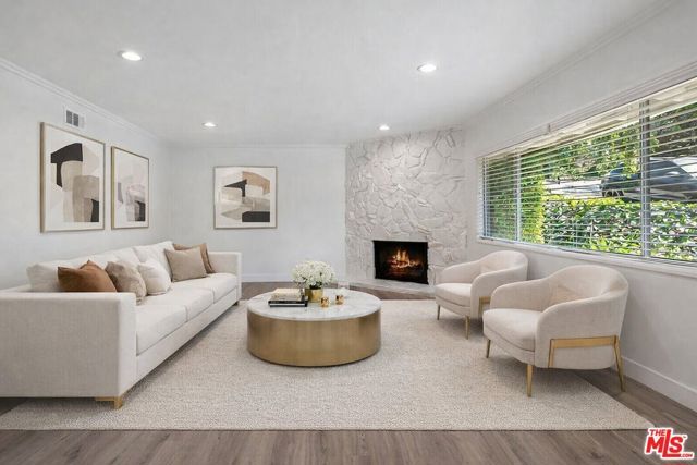 11555 Duque Drive, Studio City (los Angeles), CA 91604