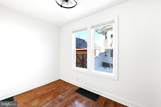 357 W 2ND ST, Moorestown, NJ 08057