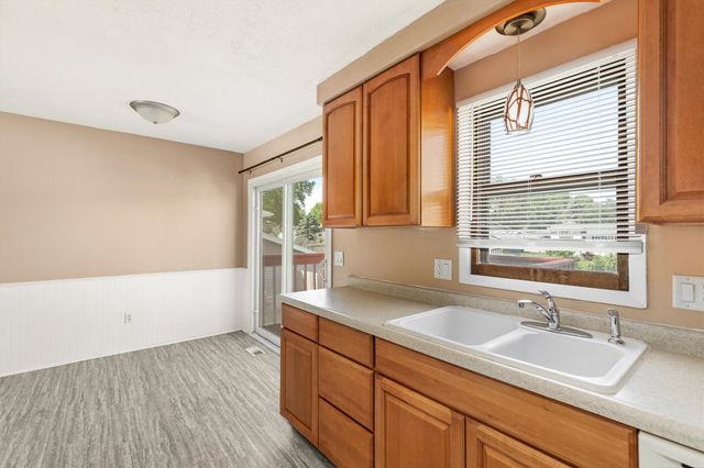500 NW Norton Circle, Grimes, IA 50111