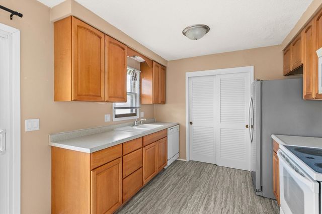 500 NW Norton Circle, Grimes, IA 50111