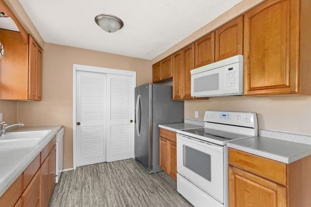 500 NW Norton Circle, Grimes, IA 50111