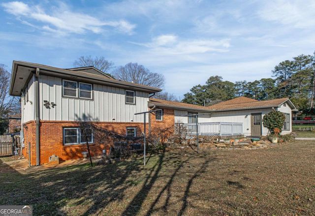 3823 Danbury Lane, Decatur, GA 30032