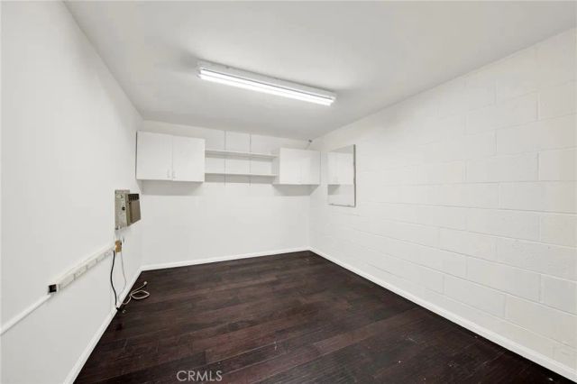 9745 Via Roma, Burbank, CA 91504